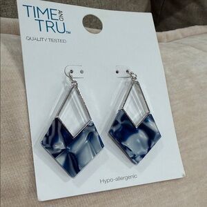 Time and Tru Brass Navy and Silver Geometric Earrings